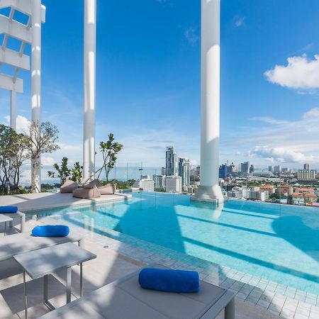 Arbour Hotel And Residence Патая Екстериор снимка Infinity pool at the rooftop